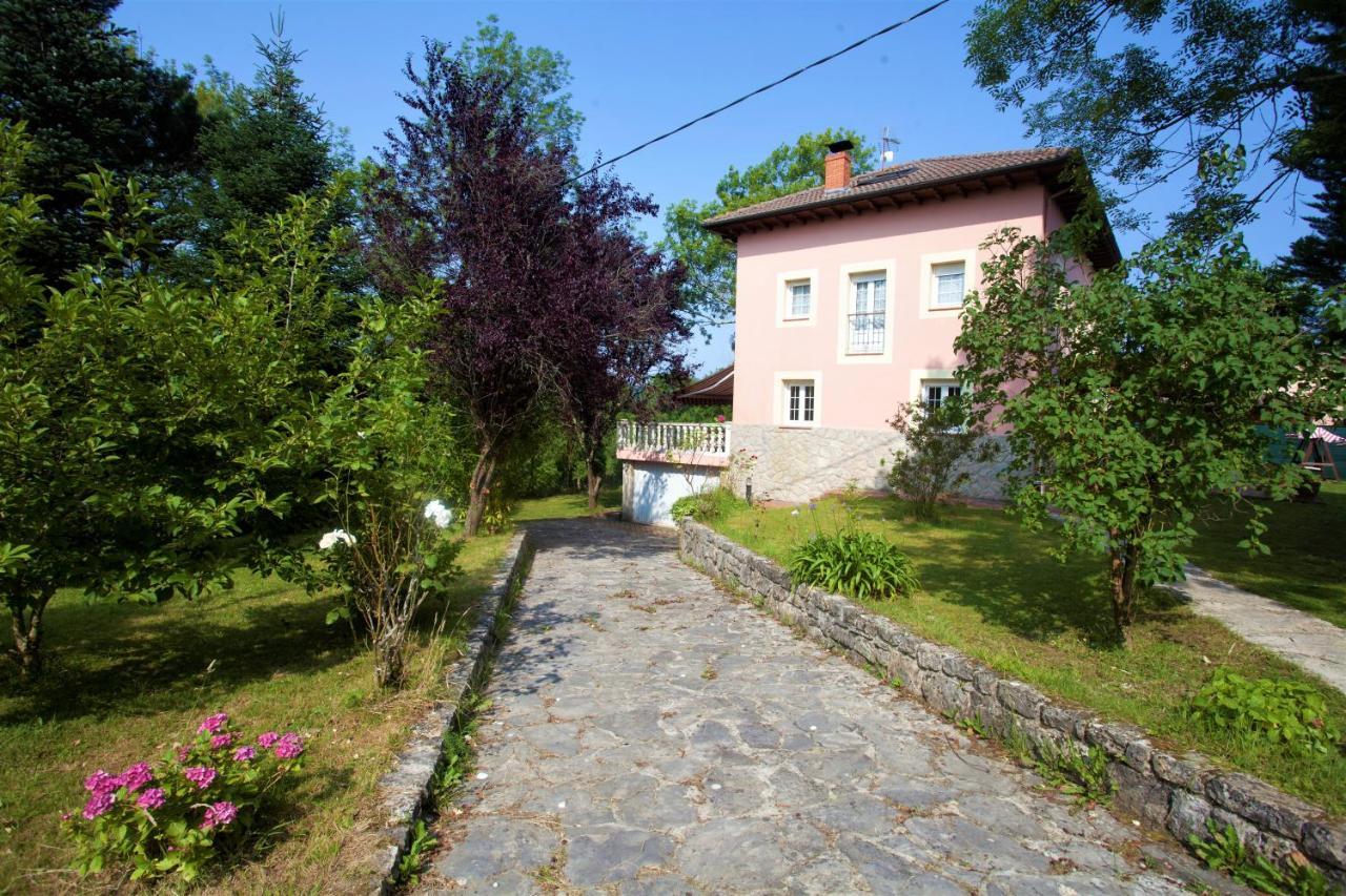 Villa Mercedes Piloña Екстериор снимка